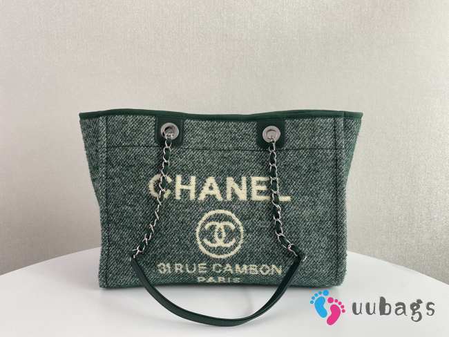 Chanel Deauville S2021 Tote Bag In Green 34x28x14.5cm - 1