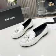 Chanel loafer in white  - 6