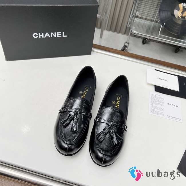 Chanel loafer in black - 1