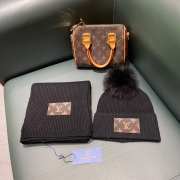 Louis Vuitton set wool hat & scarf in black - 4