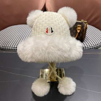 Moncler Cashmere Beanie With Pom Pom In White