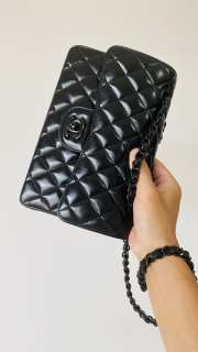 Chanel black lambskin flap bag with black buckle 23cm - 3