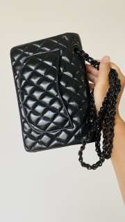 Chanel black lambskin flap bag with black buckle 23cm - 2