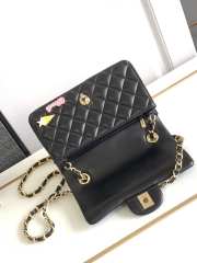 Chanel 24C black symbol flap bag with lambskin bag 20cm - 6