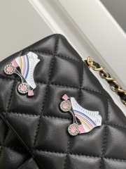 Chanel 24C black symbol flap bag with lambskin bag 20cm - 2