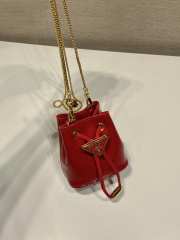 Prada patent leather mini-pouch in red 9x9x6cm - 2