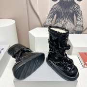 Lost In Echo sheepskin snow boots in black 5cm - 6