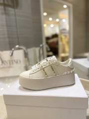 Valentino Garavani Rockstud Untitled with platinum-finish studs trainer calfskin - 1