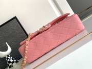 Chanel Classic Handbag Lambskin, Enamel & Gold-Tone Metal Coral Pink 15.5x25.5x6.5cm - 3