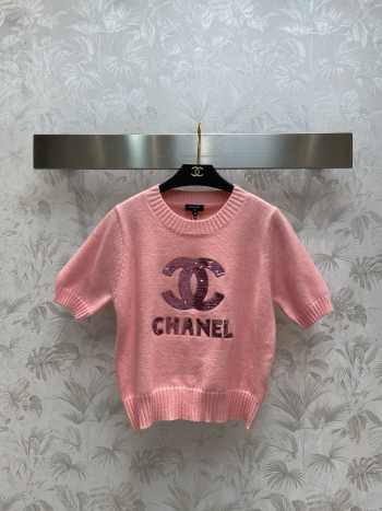 Chanel short-sleeved logo double C sweater in pink