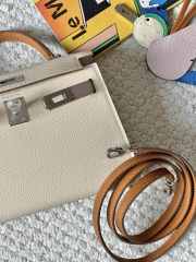 Hermes Mini Kelly Bag In White 20cm - 4