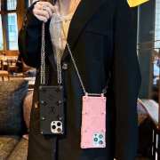 Louis Vuitton phone case in pink - 2