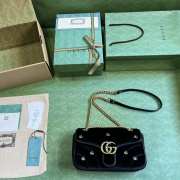 Gucci Marmont Small Shoulder Bag In Black Velvet 26x15x7cm - 2