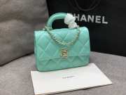 Chanel top handle flap bag AS4543 in green 14x20x7cm - 3