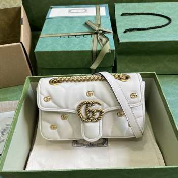 Gucci 443497 Marmont shoulder bag in white Matelassé leather 26x15x7cm