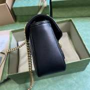 Gucci 443497 Marmont shoulder bag in black Matelassé leather 26x15x7cm - 2