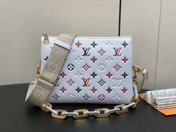 Louis Vuitton M23466 Coussin PM bag 20x26x12cm