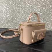 Valentino Garavani Locò mini handbag in calfskin leather rose cannelle 16.5x10x7.5cm - 4