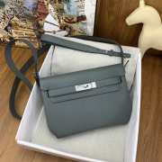 Kelly depeches 25 pouch in grey with silver buckle 25.2x9.5x4cm - 4