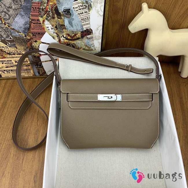 Kelly depeches 25 pouch in beige marfa with silver buckle 25.2x9.5x4cm - 1