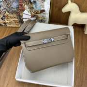 Kelly depeches 25 pouch in beige marfa with silver buckle 25.2x9.5x4cm - 6