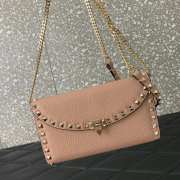 Valentino Garavani Rockstud Bag In Rose Cannelle With Gold Chain 21.5x12x2.5cm - 3