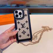 Louis Vuitton phone case with gold strap - 4