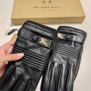 Burberry black glove - 4