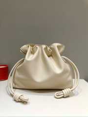 Loewe Flamenco clutch in angora nappa calfskin 23.9x18x9cm - 5