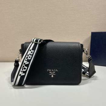 Prada soft leather bag with the lettering logo on the flap in black 23x15.5x9cm