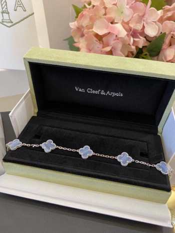 Van cleef & Arpels vintage Alhambra bracelet 5 motifs 18K white gold