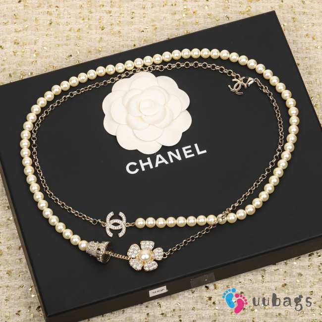 Chanel pearl logo C necklace  - 1