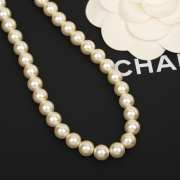 Chanel pearl logo C necklace  - 5