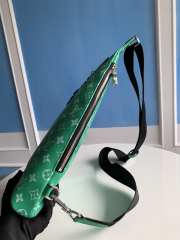 Louis Vuitton M30936 Duo Slingbag In Green 20x42x6cm - 6