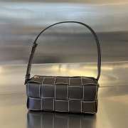 Bottega Veneta Brick Cassette 729251 In Fondant 24x9.5x9.5cm - 1