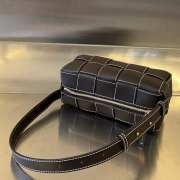 Bottega Veneta Brick Cassette 729251 In Fondant 24x9.5x9.5cm - 3