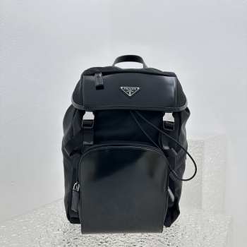 Prada backpack in black 26x18x36cm