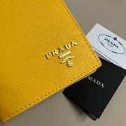 Prada passport in yellow 10x14cm - 4