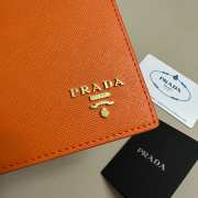 Prada passport in orange 10x14cm - 6