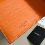 Prada passport in orange 10x14cm - 2