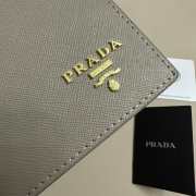 Prada passport in grey 10x14cm - 4