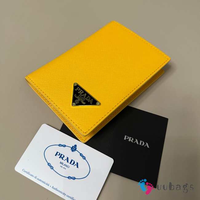 Prada passport in yellow 01 10x14cm - 1