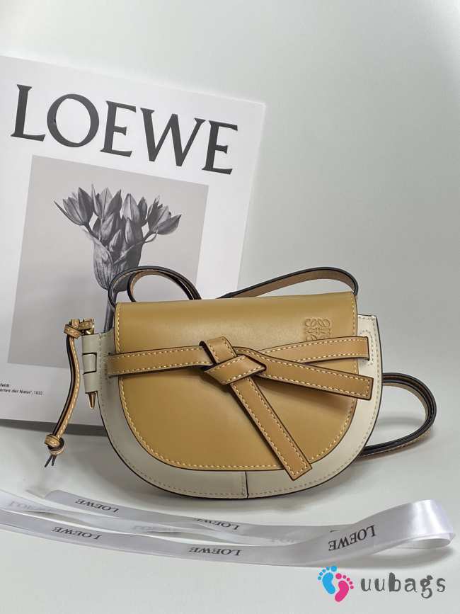 Loewe Gate Dual bag in soft calfskin and jacquard tan 21x12x10cm - 1