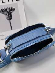 Loewe Mini Camera Crossbody bag in satin calfskin blue 18x8.5x13cm - 4