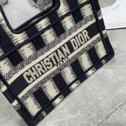 Dior Book Tote Black/White Mini Oblique Embroidery Canvas Bag 23x17cm - 4