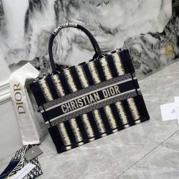 Dior Book Tote Black/White Oblique Embroidery Canvas Bag 36.5x28cm