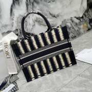 Dior Book Tote Black/White Oblique Embroidery Canvas Bag 36.5x28cm - 2