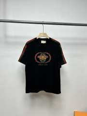 Gucci T-shirt In Black - 1