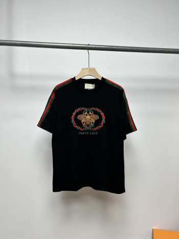 Gucci T-shirt In Black