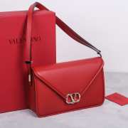 Valentino Garavani Letter Bag In Red 24x15.5x7cm - 5